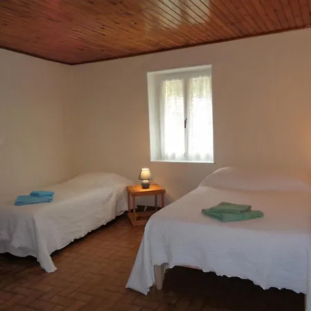 110m²: 3 Ch, Terrasse, Jardin, Animaux Acceptes, Wifi, Charges Incluses, Draps Fournis - Fr-1-496-248 *